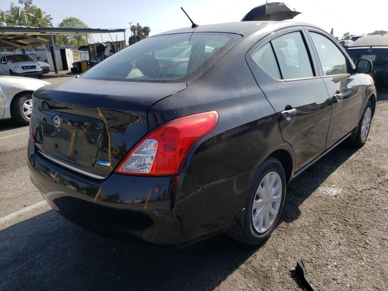 Photo 4 from auction – 2012 NISSAN VERSA S with VIN 3N1CN7AP2CL920922