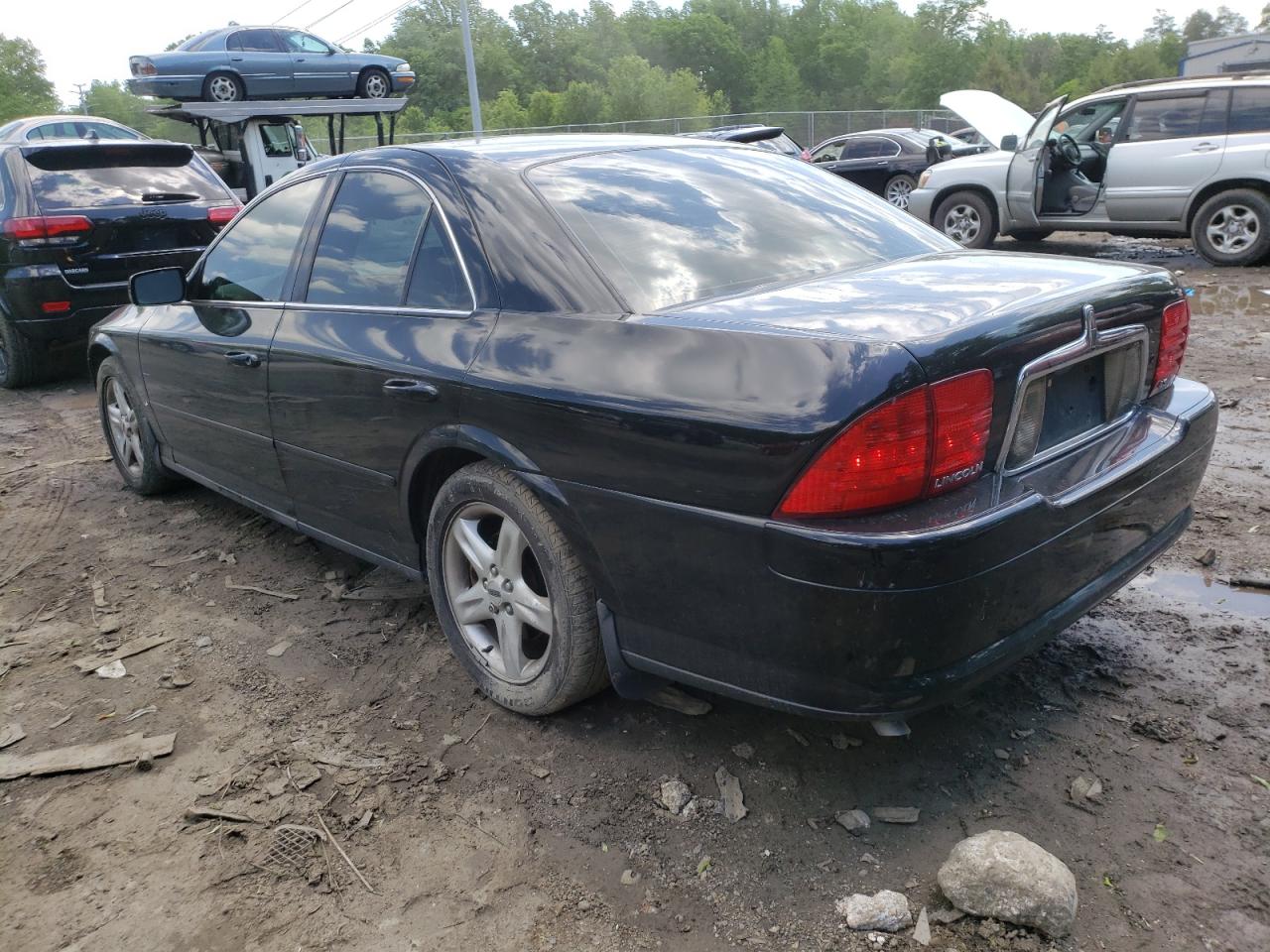 Photo 3 from auction – 2001 LINCOLN LS with VIN 1LNHM87A21Y606113