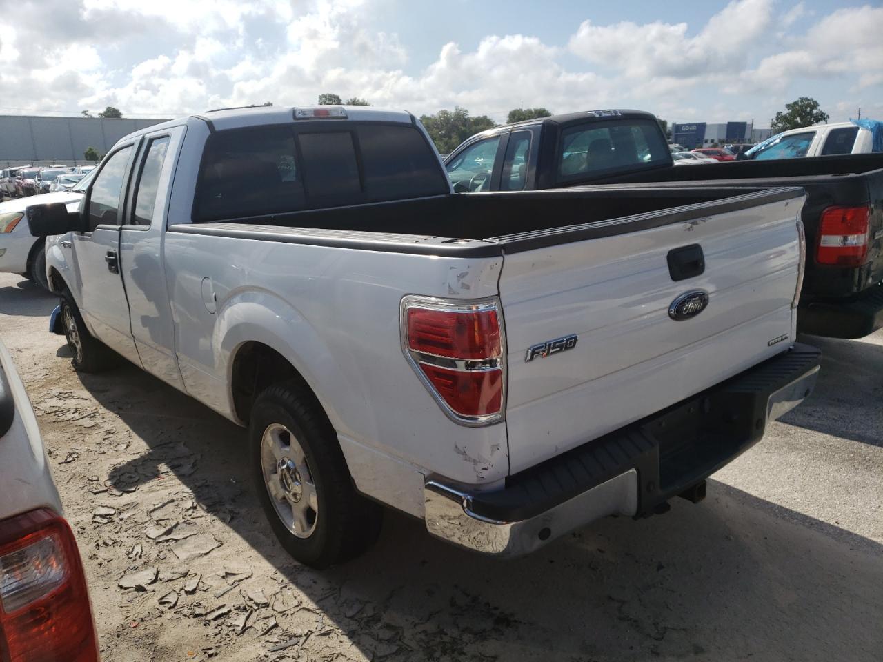 Photo 3 from auction – 2012 FORD F150 SUPER with VIN 1FTEX1CM3CFD01594