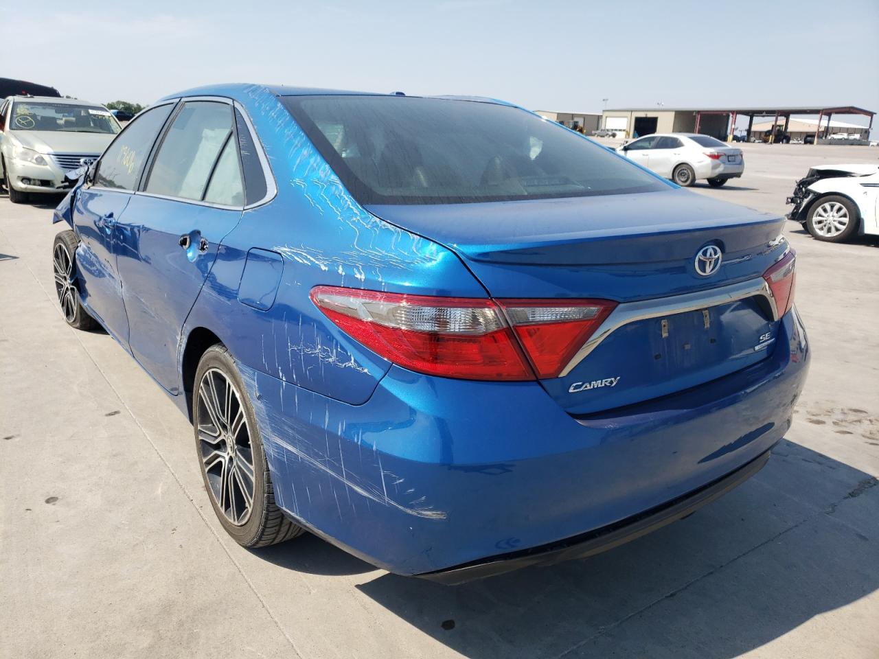 Photo 3 from auction – 2016 TOYOTA CAMRY LE with VIN 4T1BF1FK3GU551060