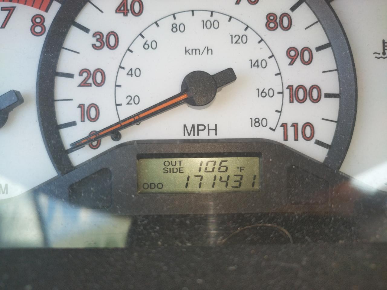 Photo 8 from auction – 2004 TOYOTA COROLLA with VIN 1NXBR32E54Z251521
