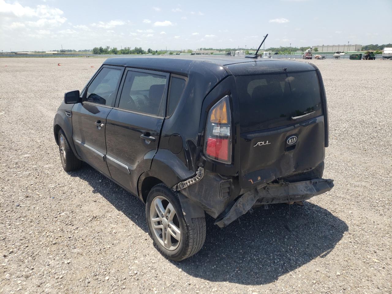 Photo 13 from auction – 2011 KIA SOUL with VIN KNDJT2A23B7206124