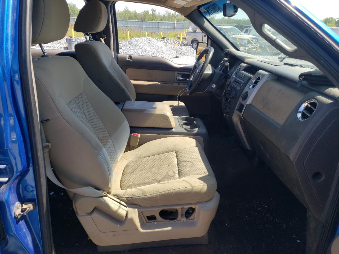 Photo 5 from auction – 2010 FORD F150 SUPER with VIN 1FTFW1CV2AFA98758