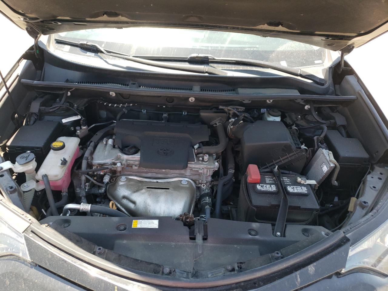 Photo 7 from auction – 2018 TOYOTA RAV4 ADVEN with VIN 2T3RFREV8JW760978