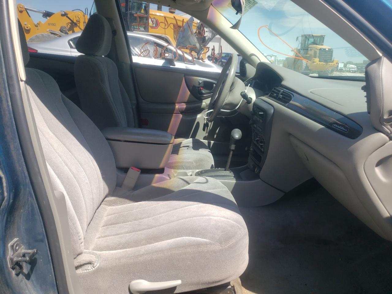 Photo 5 from auction – 2003 CHEVROLET MALIBU with VIN 1G1ND52J53M563371