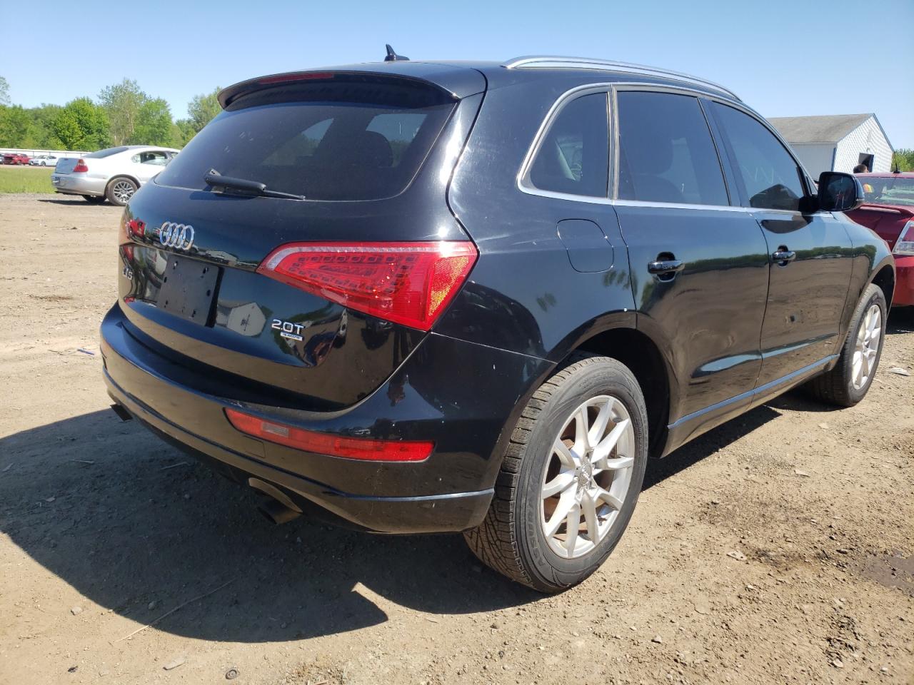 Photo 4 from auction – 2011 AUDI Q5 PREMIUM with VIN WA1CFAFP4BA036383