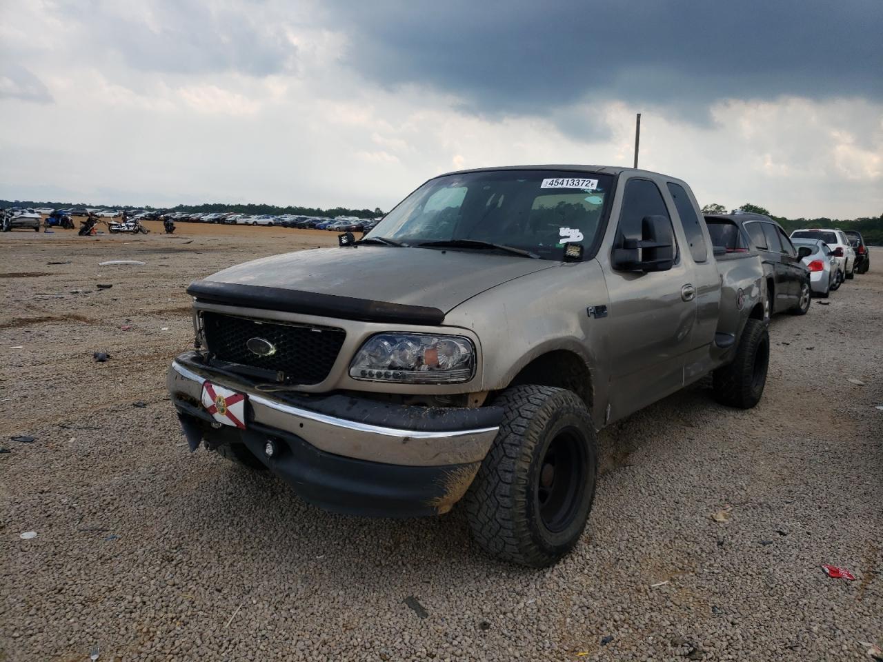 Photo 2 from auction – 2001 FORD F150 with VIN 2FTZX07261CA23593