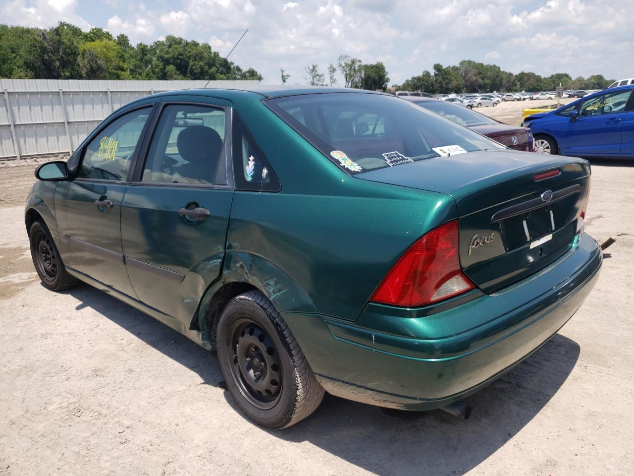 Photo 15 from auction – 2001 FORD FOCUS LX with VIN 1FAFP33PX1W198834