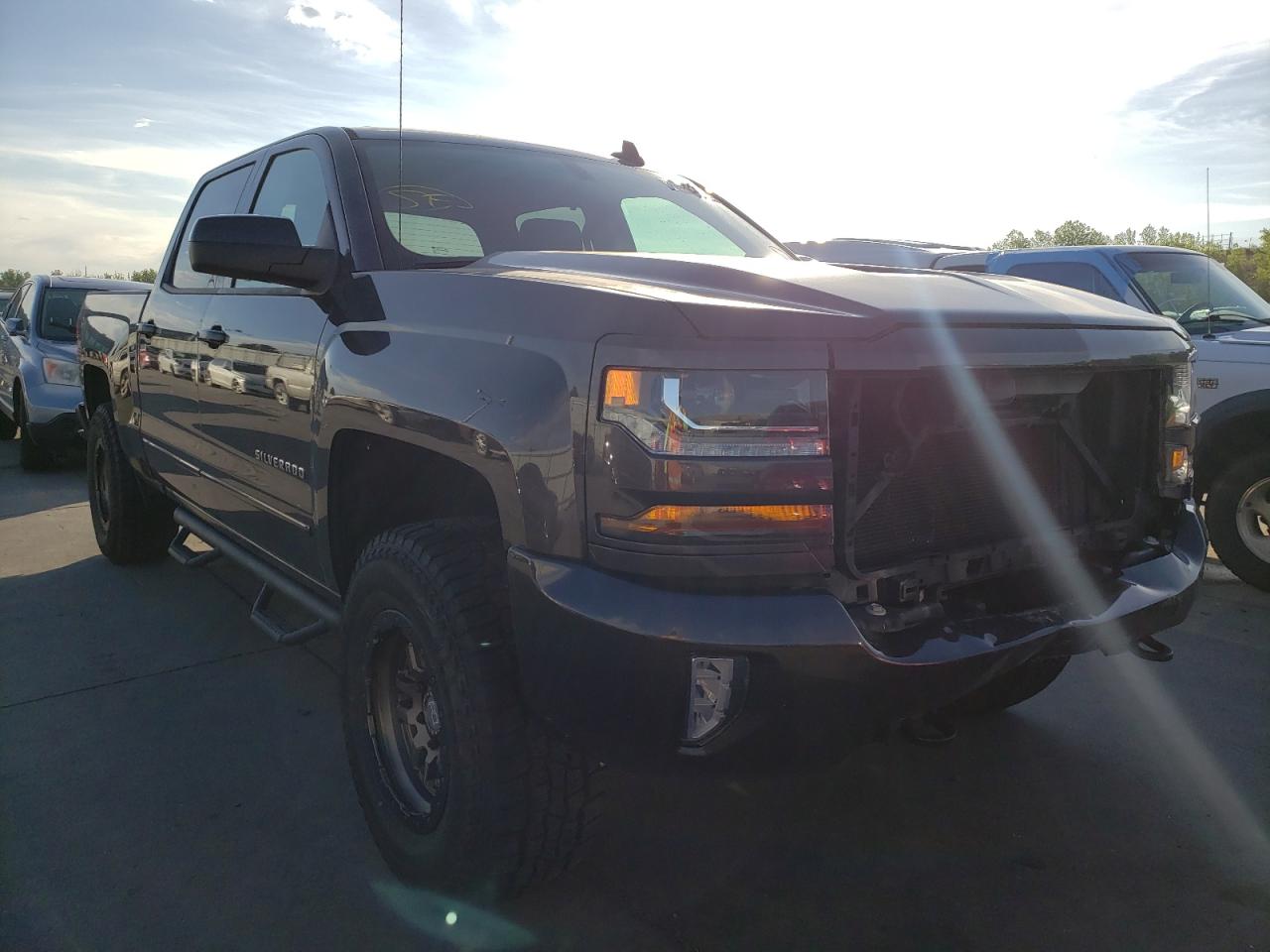 CHEVROLET SILVERADO 2016 with VIN 3GCUKRECXGG133244 - Photo from auction