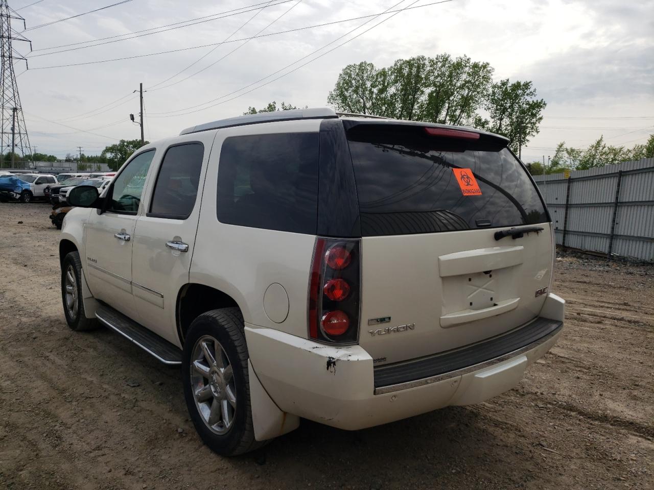 Photo 3 from auction – 2012 GMC YUKON DENA with VIN 1GKS2EEF5CR294643