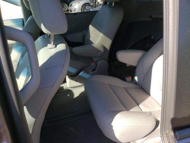 Photo 6 from auction – 2016 TOYOTA SIENNA XLE with VIN 5TDDK3DC7GS138966