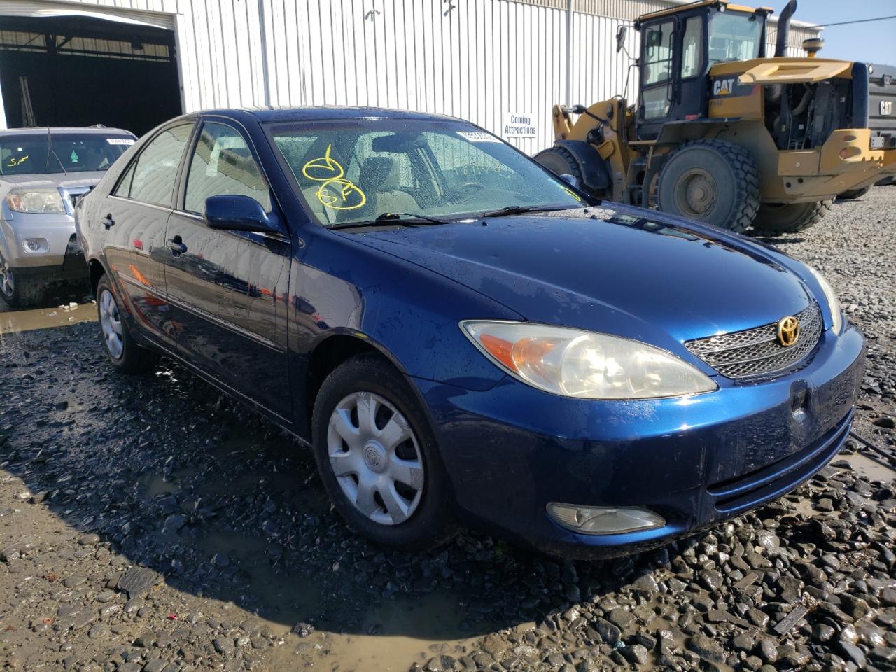 TOYOTA CAMRY LE 2003 with VIN 4T1BE30K53U651243 - Photo from auction