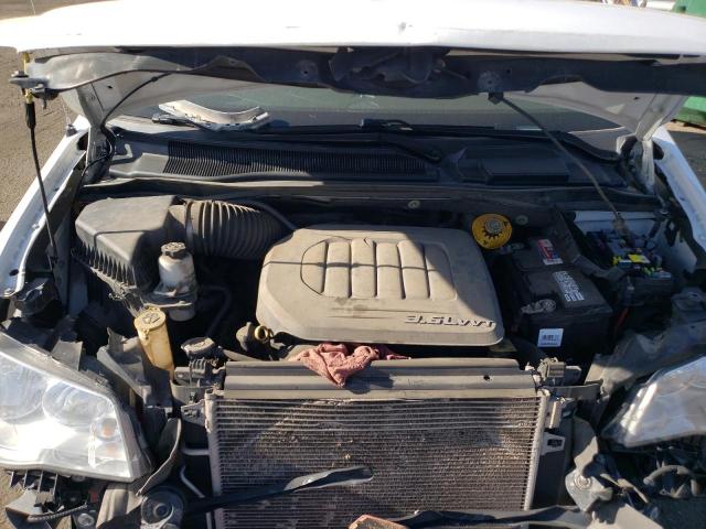 Photo 7 from auction – 2015 CHRYSLER TOWN & COU with VIN 2C4RC1CG9FR676426