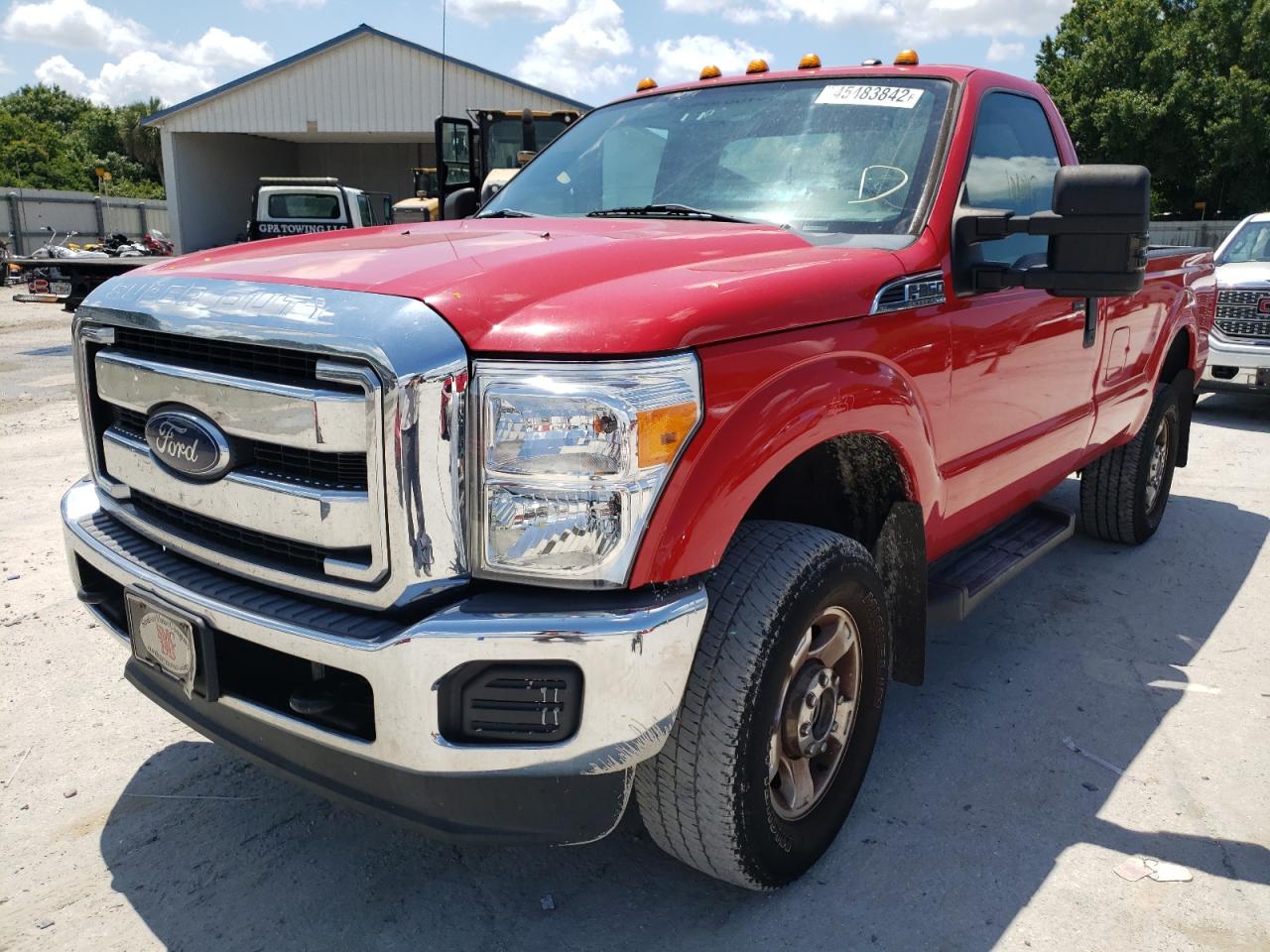 Photo 2 from auction – 2015 FORD F350 SUPER with VIN 1FTRF3B60FEA30720
