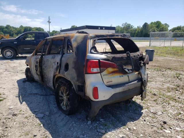 Photo 3 from auction – 2015 KIA SORENTO EX with VIN 5XYKUDA70FG596651