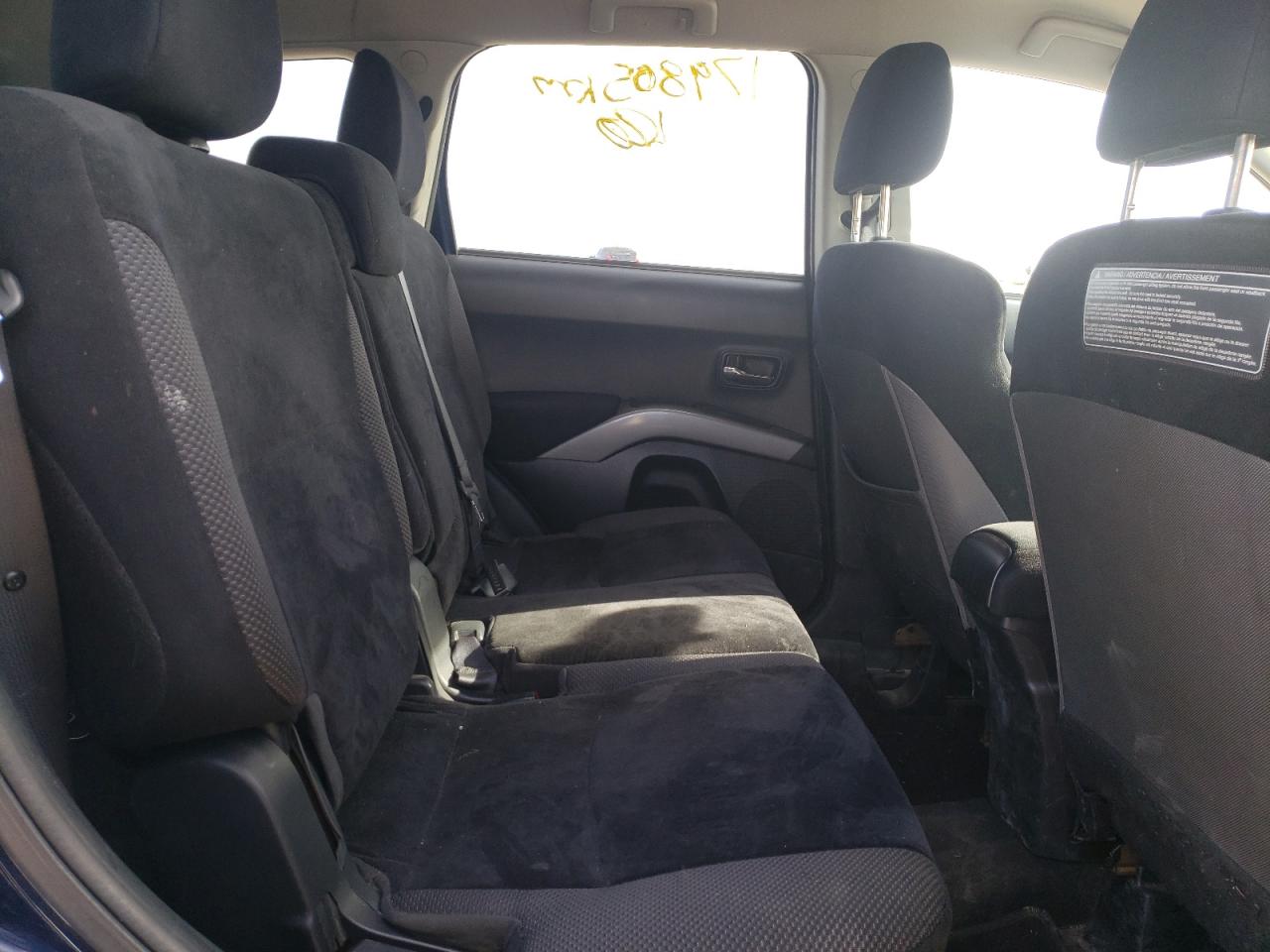 Photo 6 from auction – 2011 MITSUBISHI OUTLANDER with VIN JA4JT3AX1BU610763