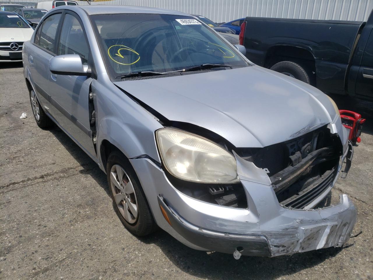 KIA RIO BASE 2008 with VIN KNADE123686373422 - Photo from auction