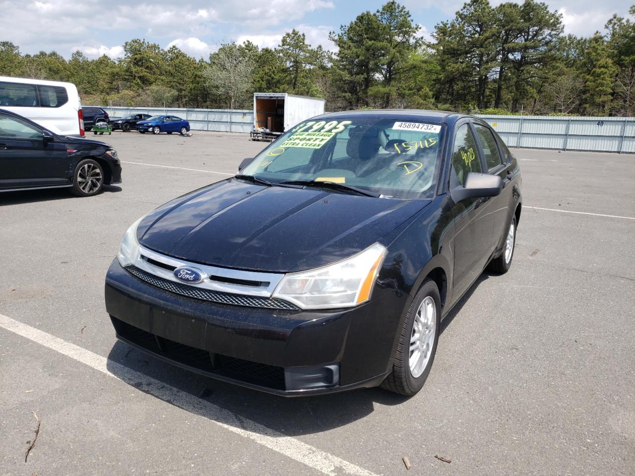 Photo 2 from auction – 2011 FORD FOCUS SE with VIN 1FAHP3FN9BW157115