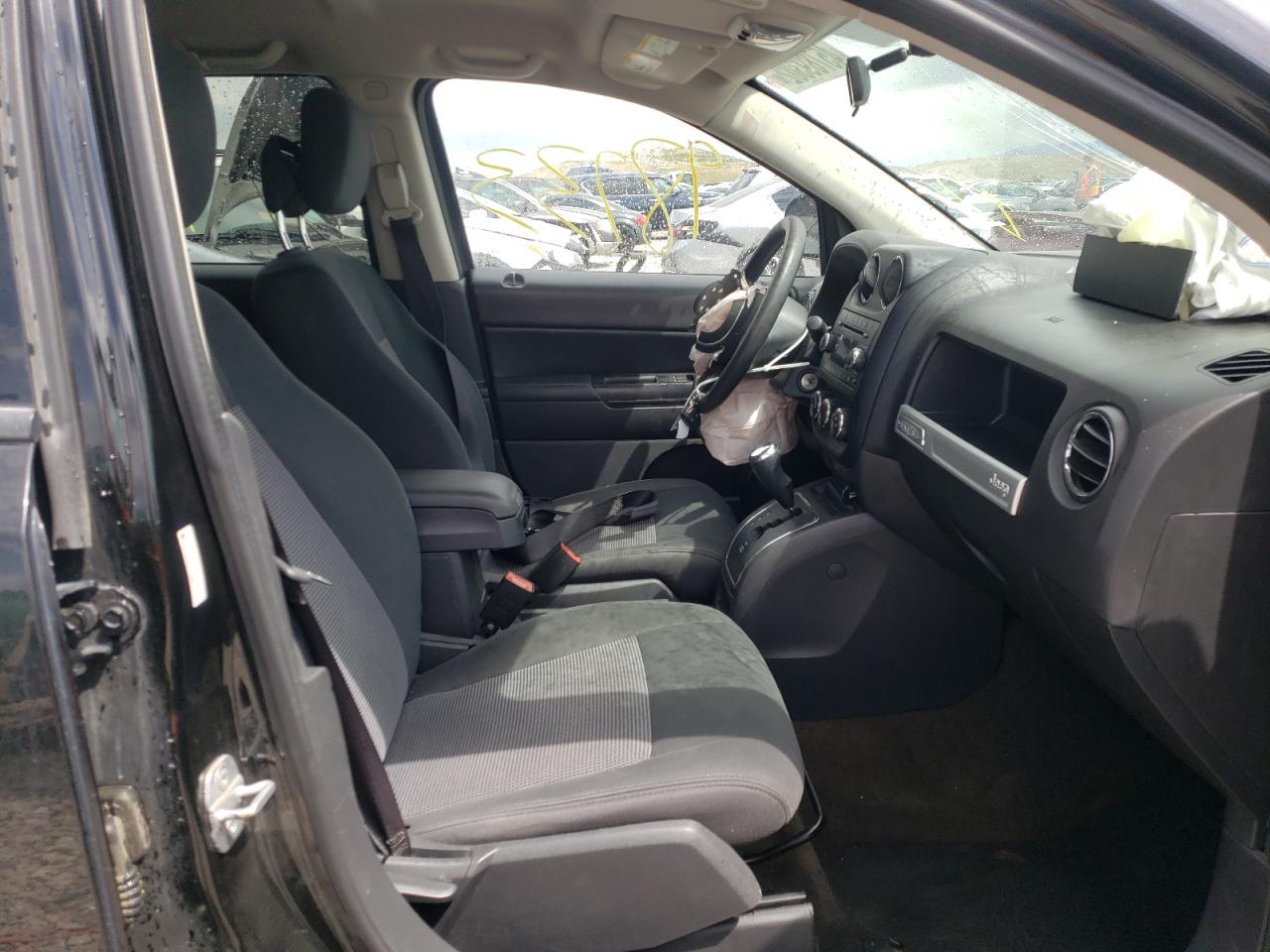 Photo 5 from auction – 2014 JEEP COMPASS SP with VIN 1C4NJCBA9ED574039