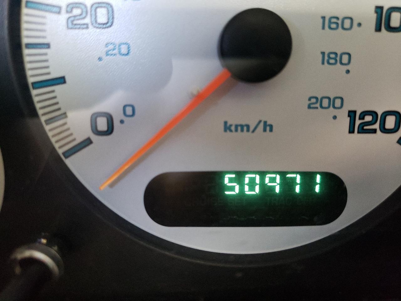 Photo 8 from auction – 2002 DODGE GRAND CARA with VIN 2B4GP44322R545256