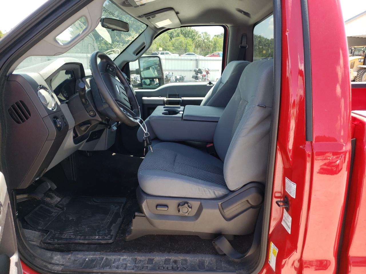 Photo 5 from auction – 2015 FORD F350 SUPER with VIN 1FTRF3B60FEA30720