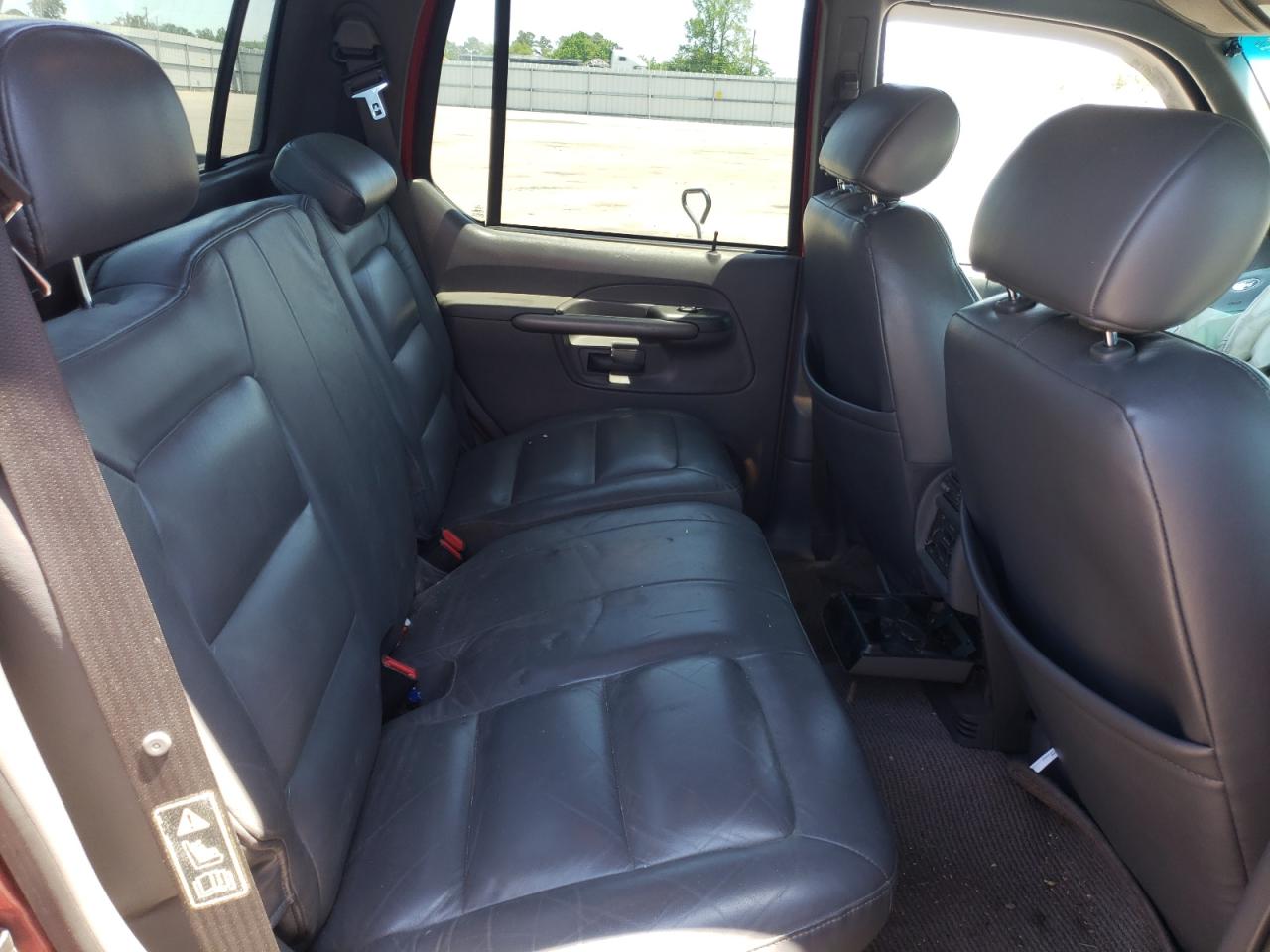 Photo 6 from auction – 2001 FORD EXPLORER S with VIN 1FMZU67E21UA65566