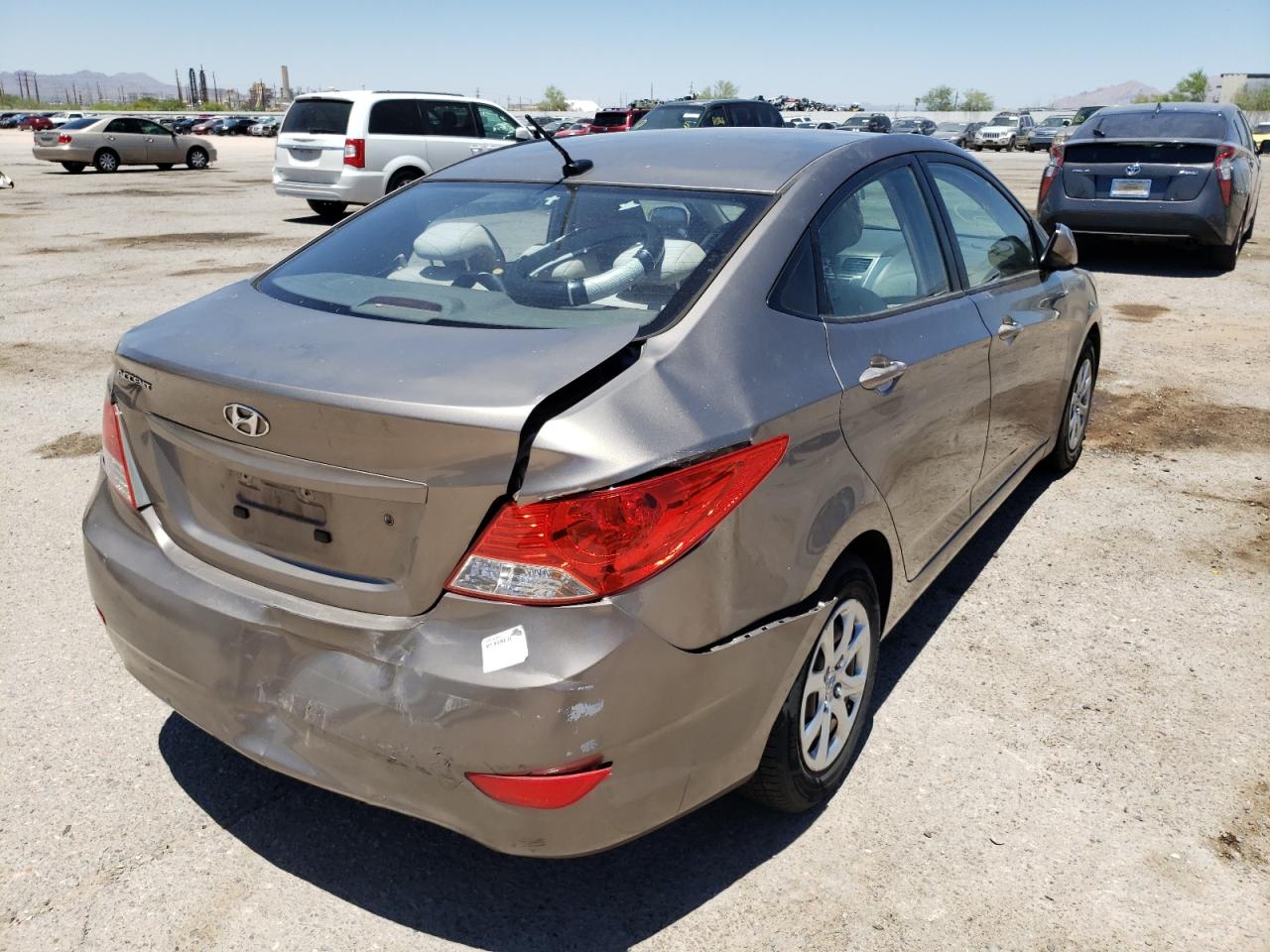 Photo 4 from auction – 2014 HYUNDAI ACCENT GLS with VIN KMHCT4AE2EU623847