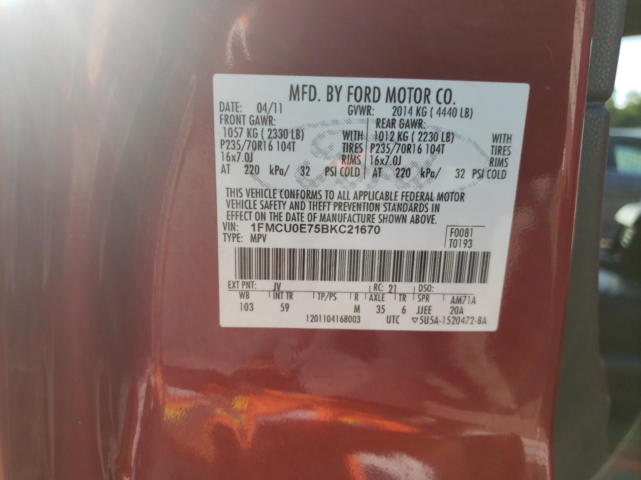 Photo 10 from auction – 2011 FORD ESCAPE LIM with VIN 1FMCU0E75BKC21670