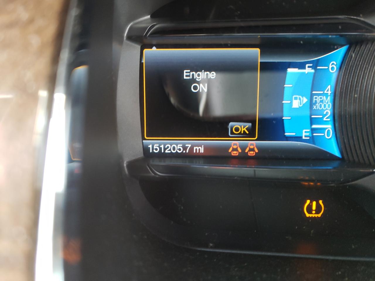 Photo 8 from auction – 2014 FORD TAURUS LIM with VIN 1FAHP2F84EG141150
