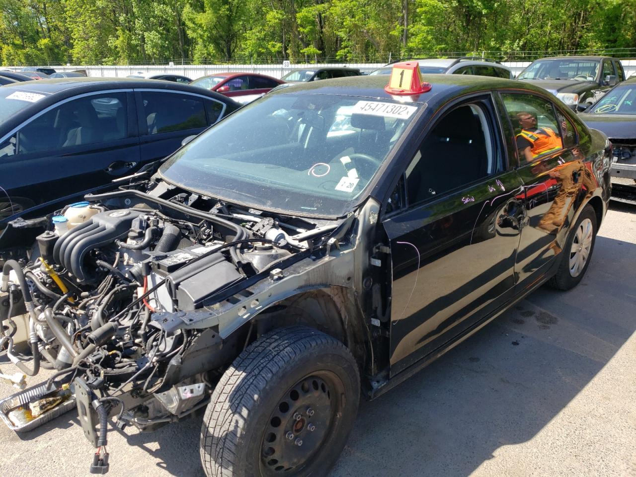Photo 2 from auction – 2015 VOLKSWAGEN JETTA BASE with VIN 3VW2K7AJ4FM293441