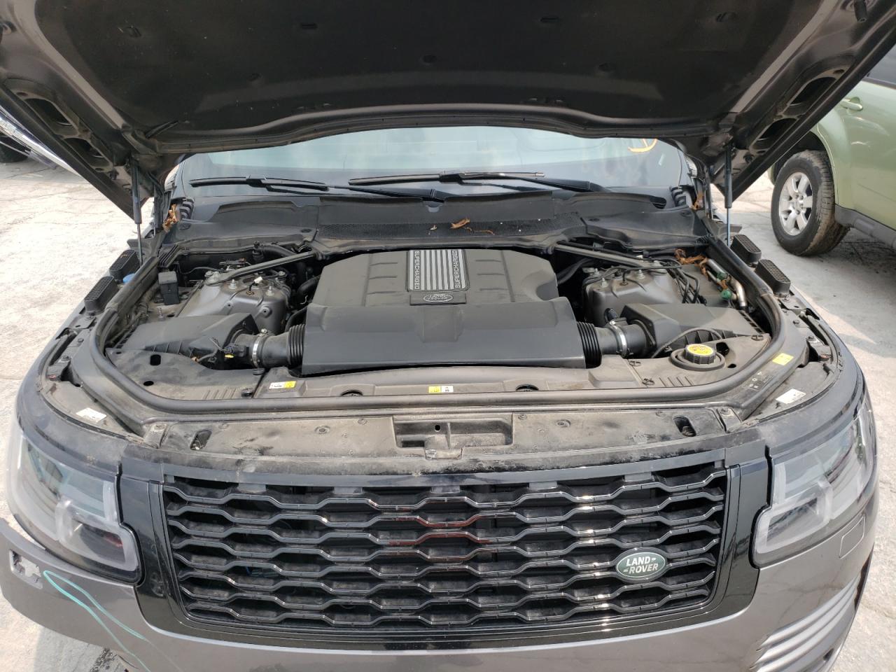 Photo 7 from auction – 2019 LAND ROVER RANGE ROVE with VIN SALGS2SV7KA553330