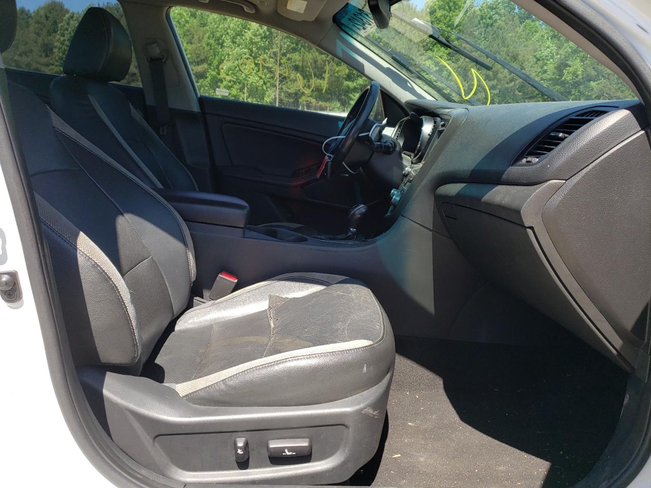 Photo 5 from auction – 2012 KIA OPTIMA SX with VIN 5XXGR4A60CG014949