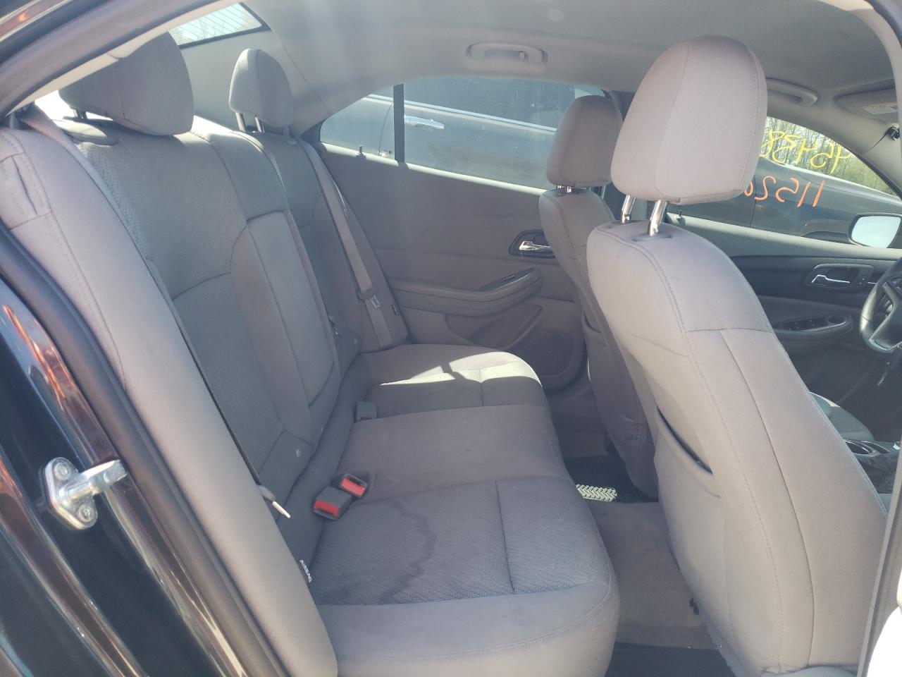 Photo 6 from auction – 2014 CHEVROLET MALIBU LS with VIN 1G11B5SL6EF128470