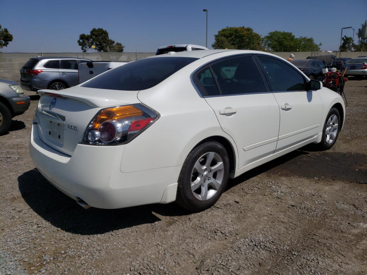 Photo 4 from auction – 2008 NISSAN ALTIMA 2.5 with VIN 1N4AL21E88N472677