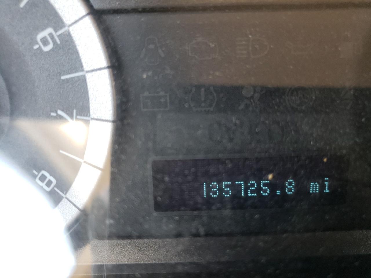 Photo 8 from auction – 2012 FORD ESCAPE LIM with VIN 1FMCU0E7XCKB19704