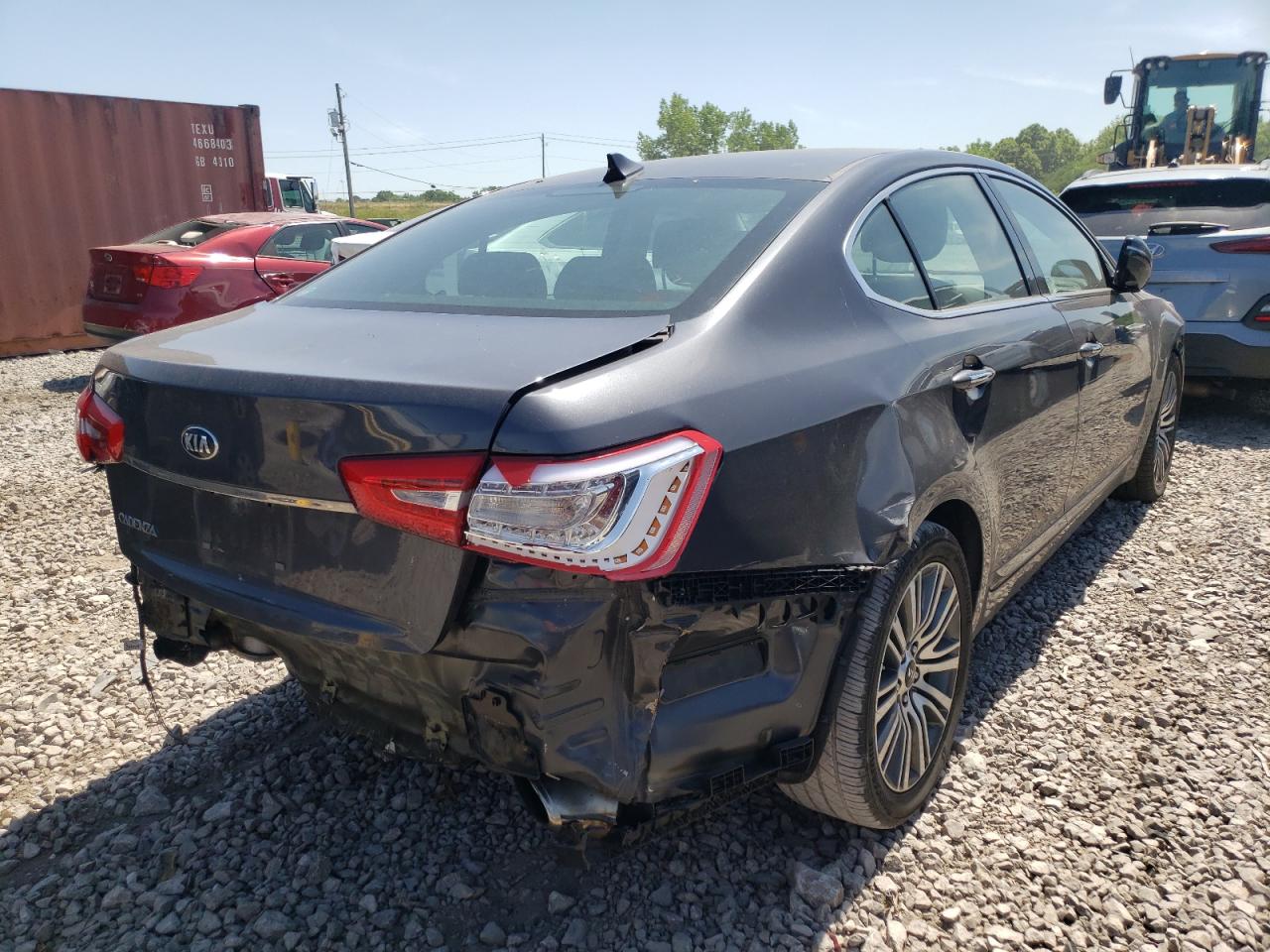 Photo 4 from auction – 2015 KIA CADENZA PR with VIN KNALN4D74F5172148