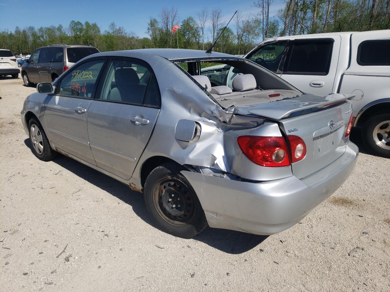 Photo 3 from auction – 2005 TOYOTA COROLLA CE with VIN 1NXBR32E05Z377657