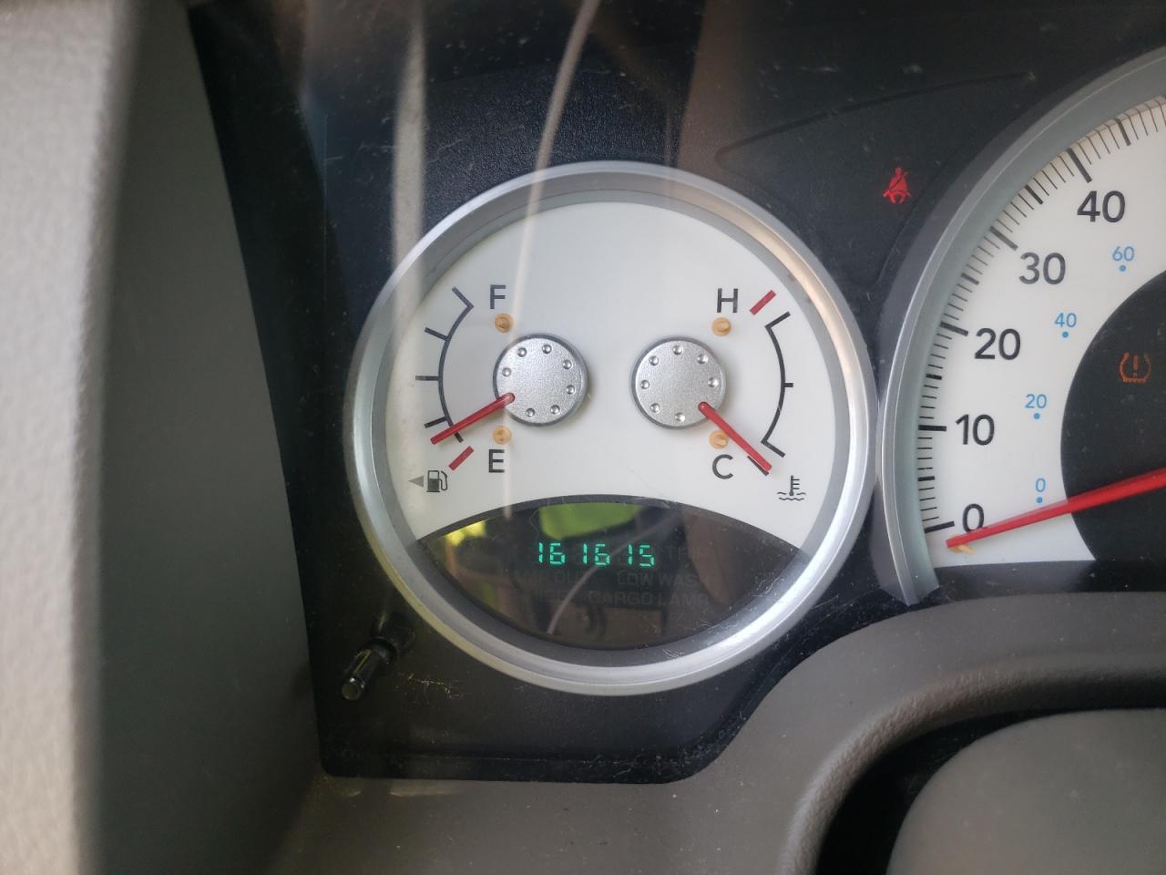 Photo 8 from auction – 2004 DODGE DURANGO LI with VIN 1D4HB58D04F113437