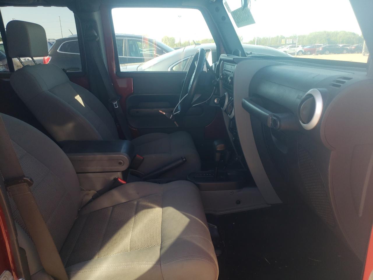 Photo 5 from auction – 2009 JEEP WRANGLER U with VIN 1J4GA59189L755083