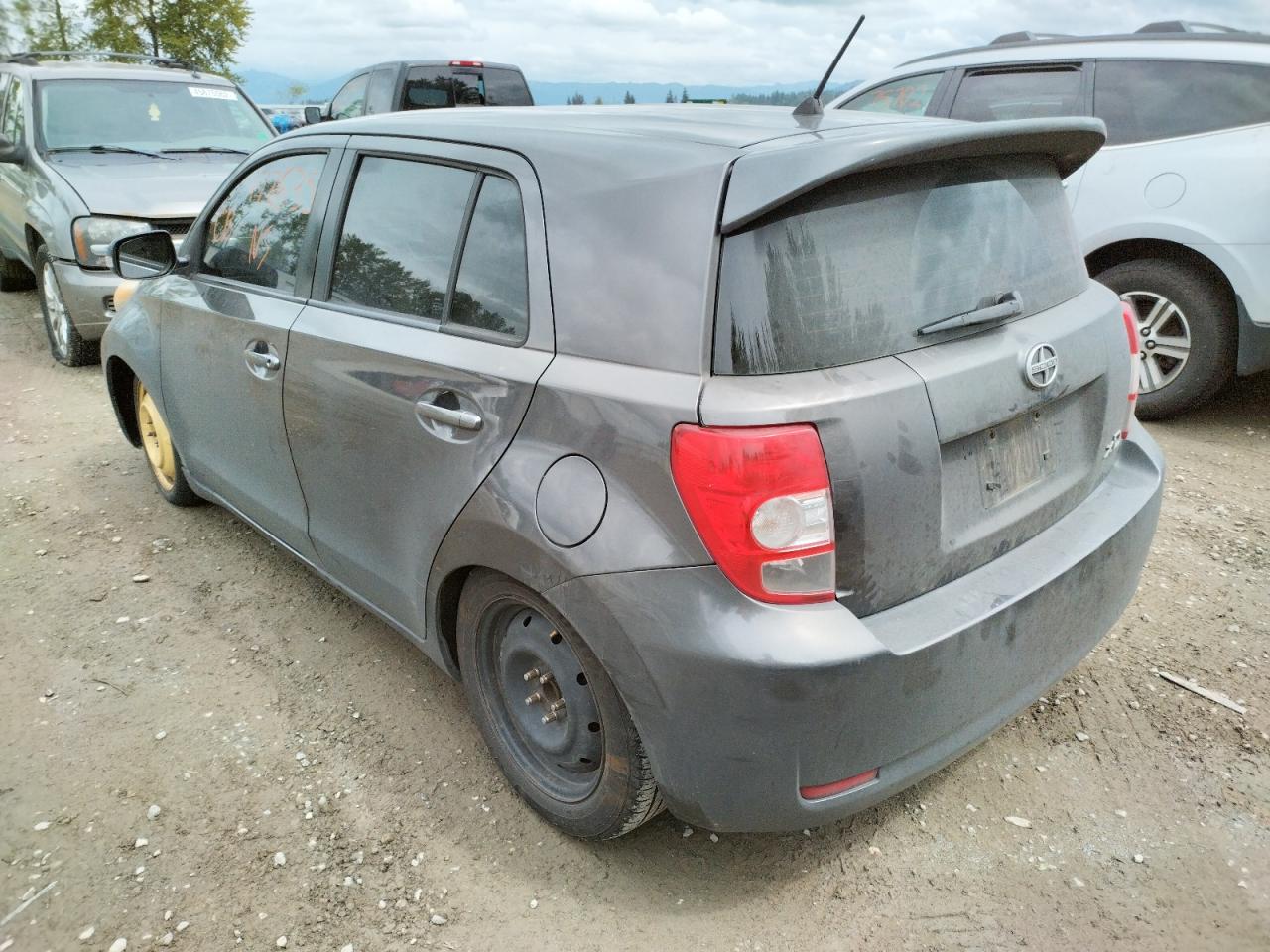Photo 3 from auction – 2008 TOYOTA SCION XD with VIN JTKKU10498J022826