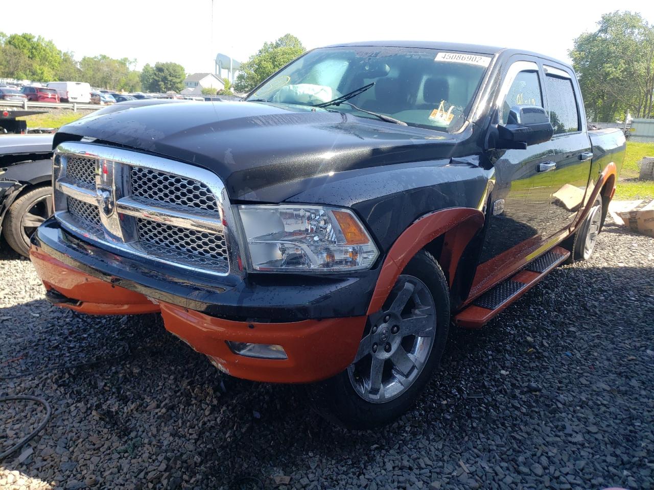 Foto 2 de la subasta – 2011 DODGE RAM 1500 con VIN 1D7RV1CTXBS625023