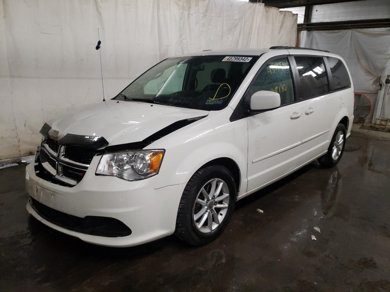 Photo 2 from auction – 2013 DODGE GRAND CARA with VIN 2C4RDGCG0DR685867