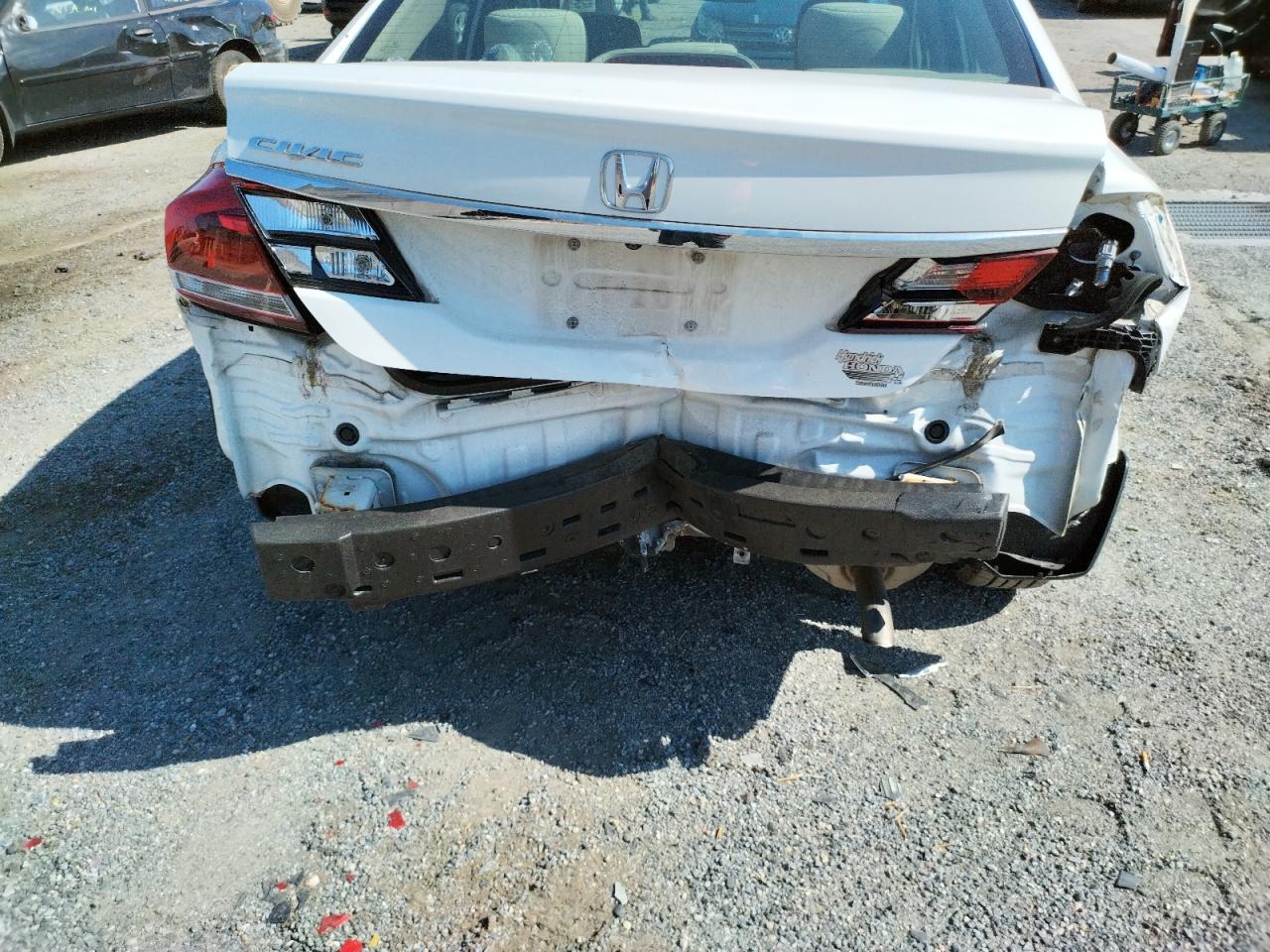 Photo 9 from auction – 2015 HONDA CIVIC LX with VIN 19XFB2F51FE008983