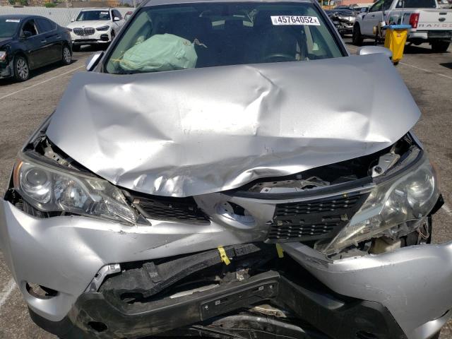 Photo 9 from auction – 2015 TOYOTA RAV4 XLE with VIN JTMWFREV9FD062807