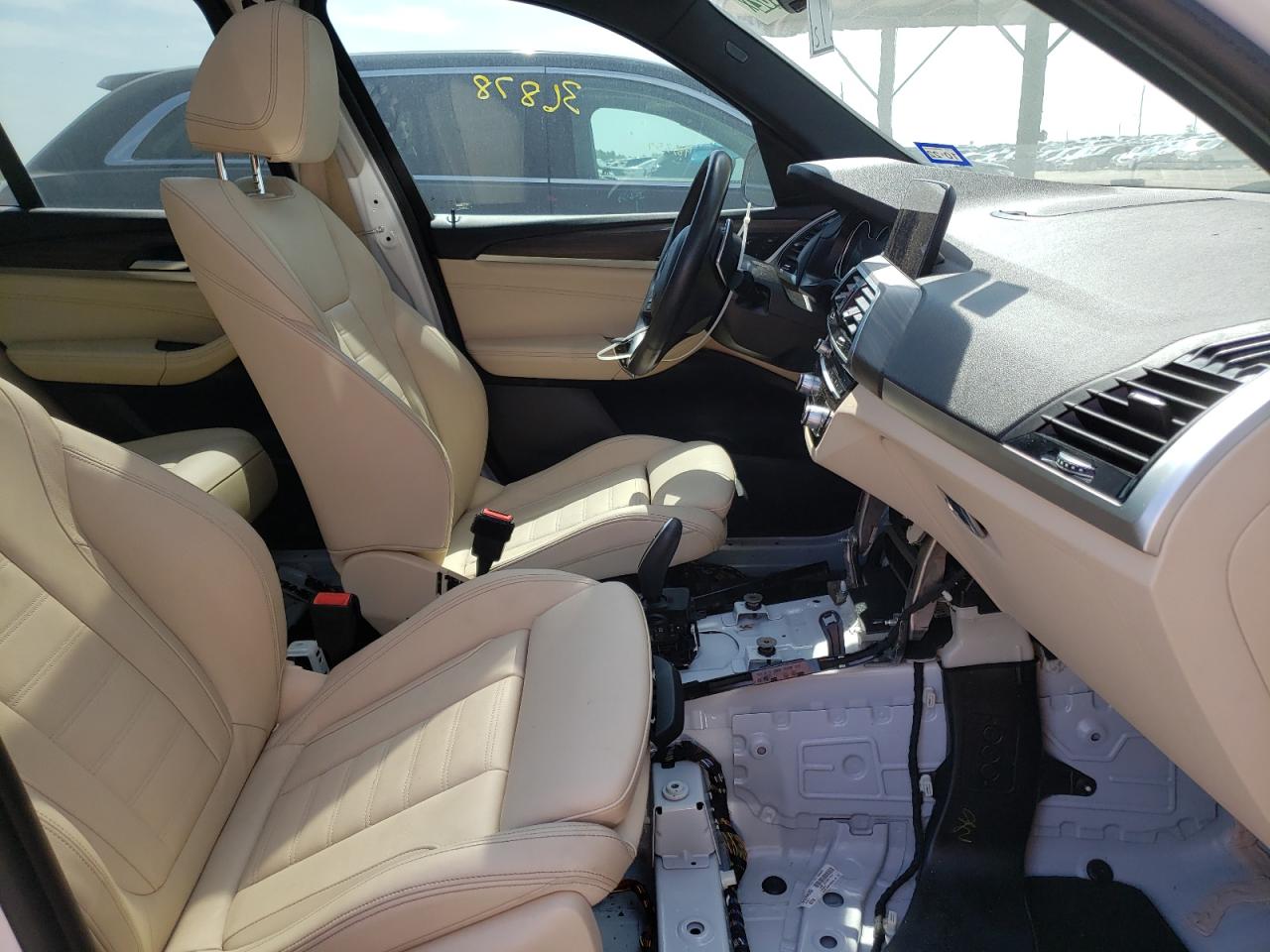 Photo 5 from auction – 2018 BMW X3 XDRIVE3 with VIN 5UXTR9C53JLC68699