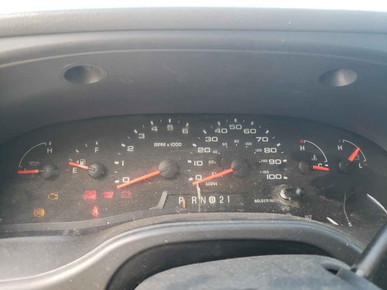 Photo 8 from auction – 2004 FORD ECONOLINE with VIN 1FTNE24W94HB14409