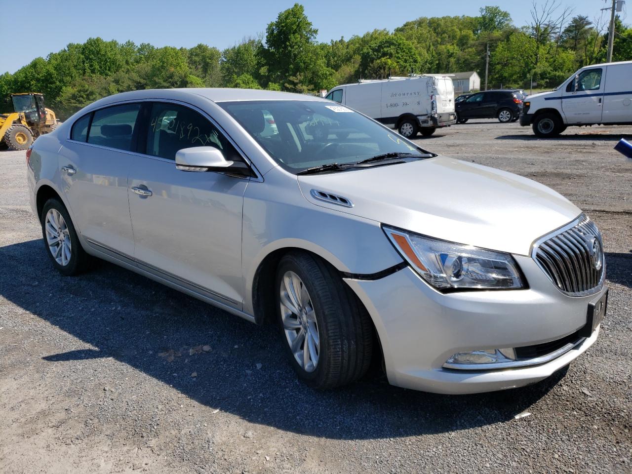 BUICK LACROSSE 2016 with VIN 1G4GB5G32GF139085 - Photo from auction