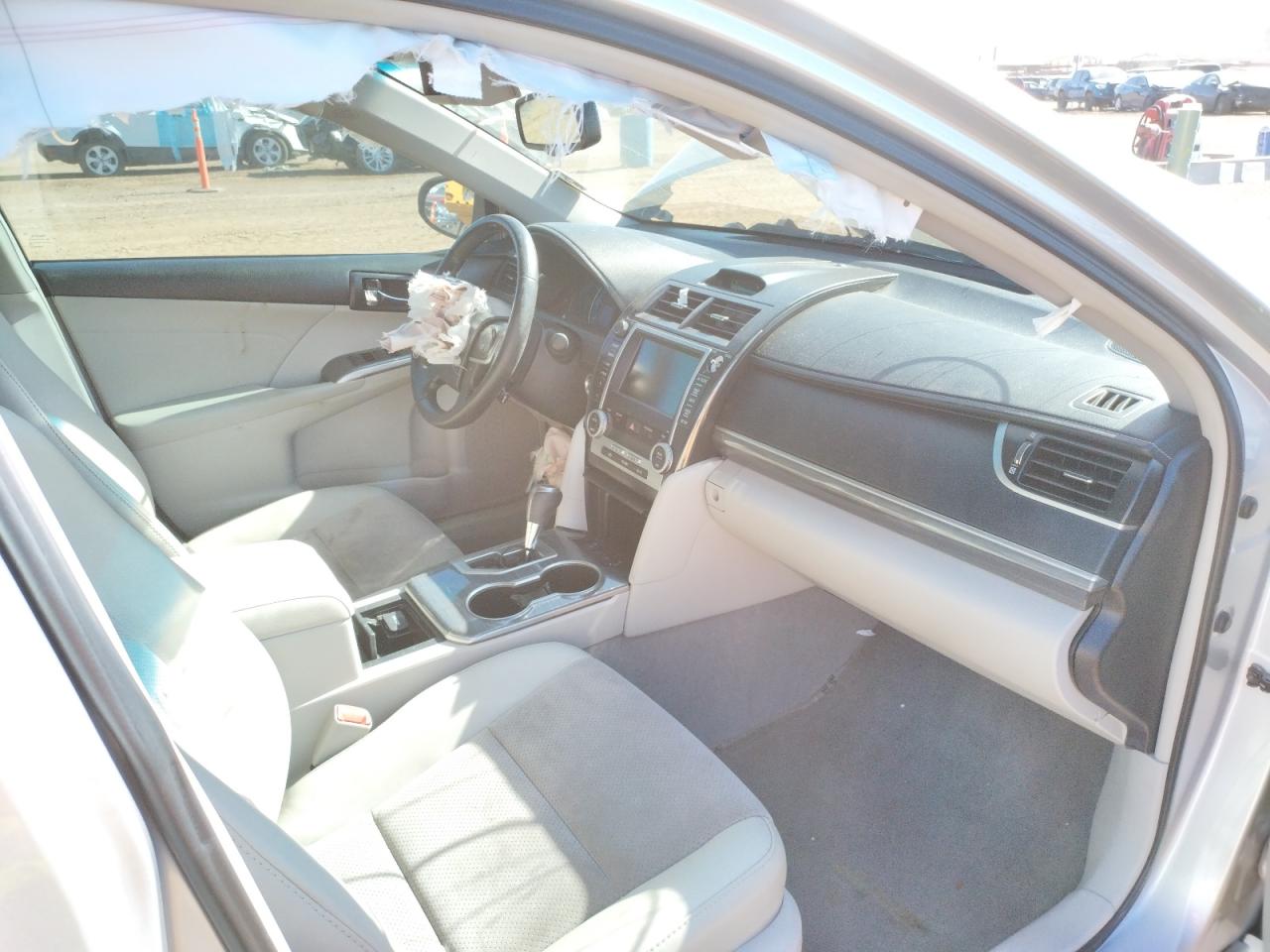 Photo 5 from auction – 2013 TOYOTA CAMRY HYBR with VIN 4T1BD1FK4DU065634