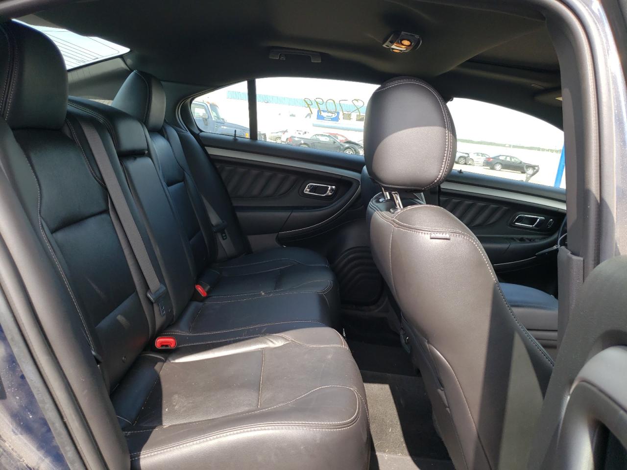 Photo 6 from auction – 2016 FORD TAURUS SEL with VIN 1FAHP2E83GG148174