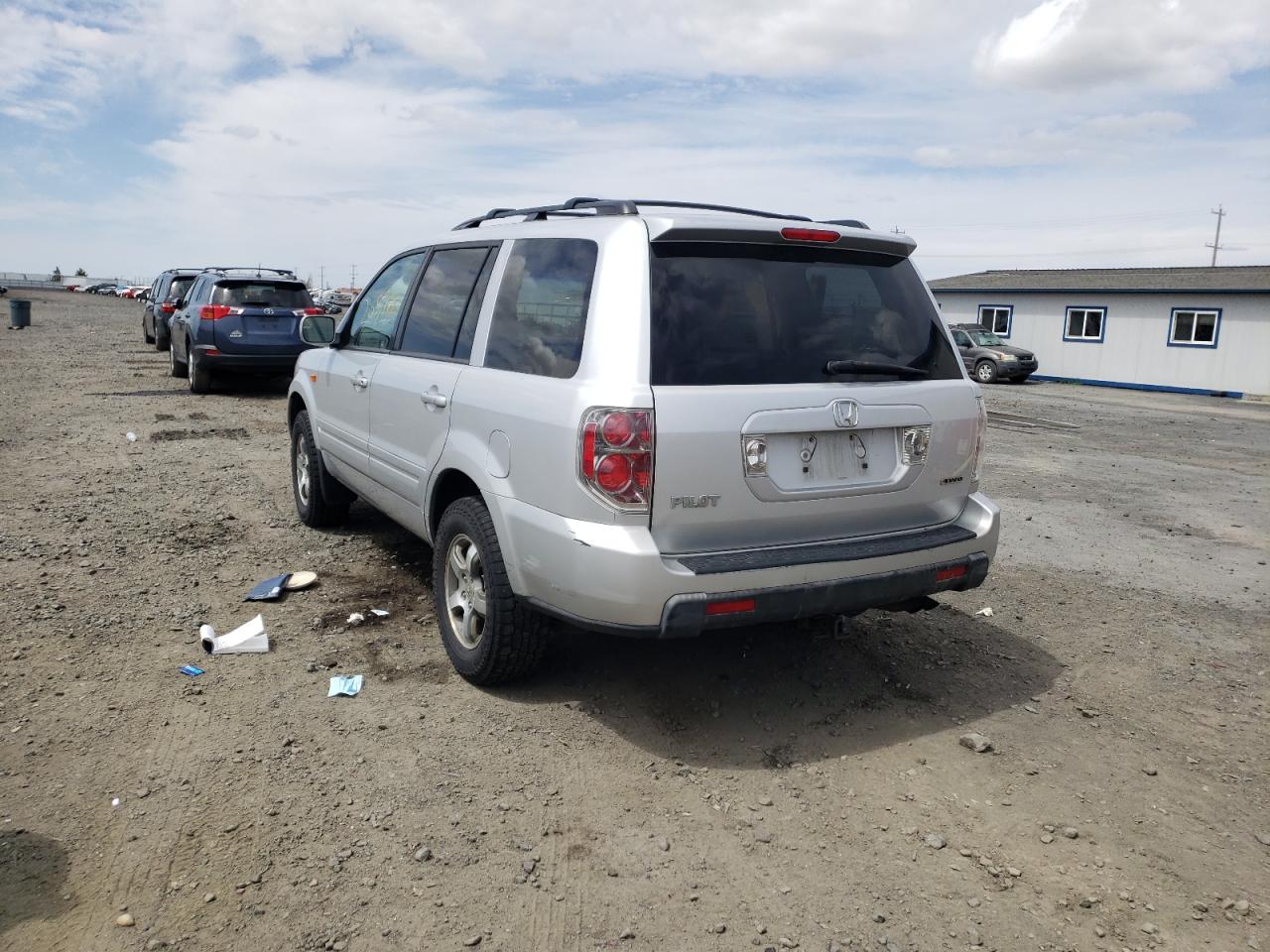 Photo 3 from auction – 2008 HONDA PILOT EX with VIN 5FNYF18468B047495